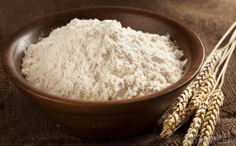 bowl-of-whole-grain-flour